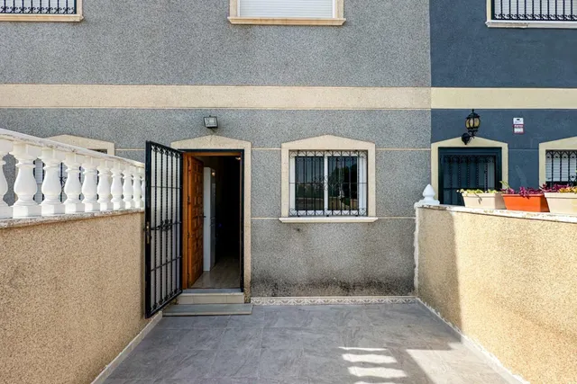 MAGNIFICA VIVIENDA ADOSADA CON PISCINA COMUNITARIA, IDONEA COMO VACACIONAL — 36