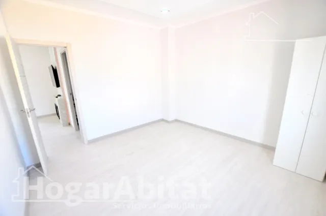 ¡REFORMADO A ESTRENAR! ACOGEDOR, MODERNO Y EXTERIOR, CERCA DEL CENTRO — 11