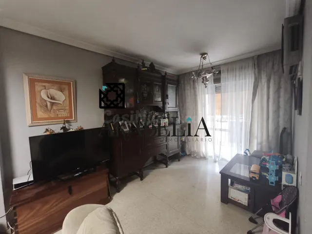 Amplio Piso en Córdoba - Ideal para Entrar a Vivir por €169.900 — 4