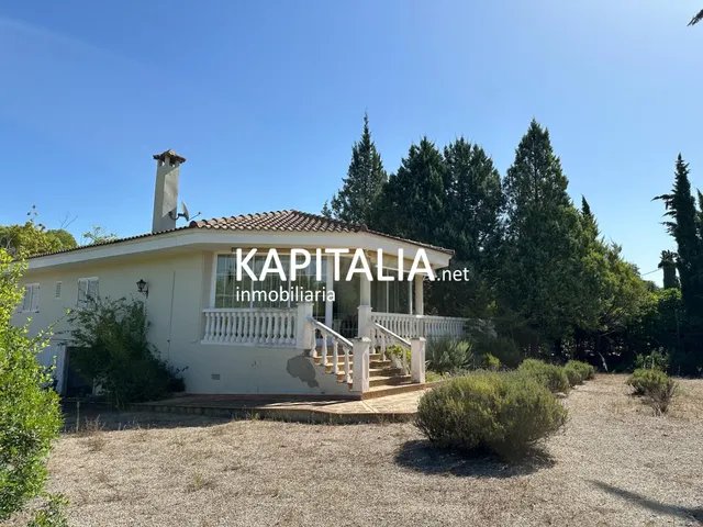 Fantástico chalet en VENTA en Bixquert, Xàtiva, con piscina, - foto 2