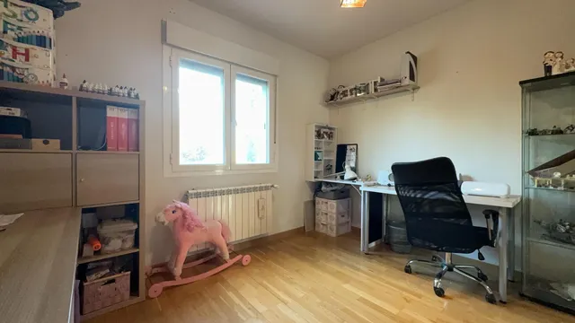 Inmobiliaria arbeteta alquila chalet de 4 dormitorios en Torija, guada — 31
