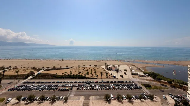 .ESTUDIO CON VISTAS AL MAR EN EMPURIABRAVA — 21