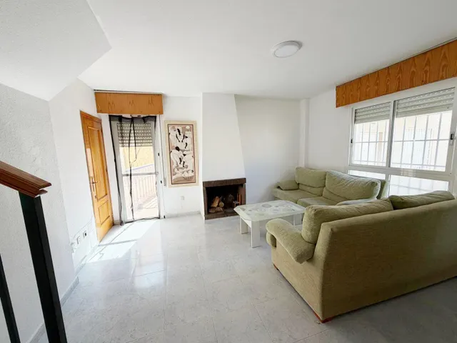 ️ TRIPLEX EN EL TOYO – RETAMAR  El privilegio de vivir junto al mar  96 m2 const.  Garaje privado incluido en el precio — 15