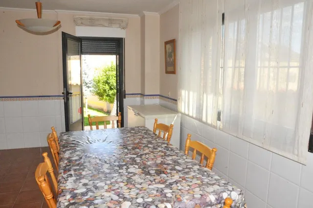 Casa de alquiler con jardin en torredondo — 16