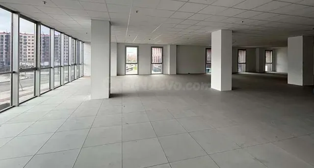 CONJUNTO DE 3 OFICINAS EN LA TORRE DE LA ROSALEDA - foto 2