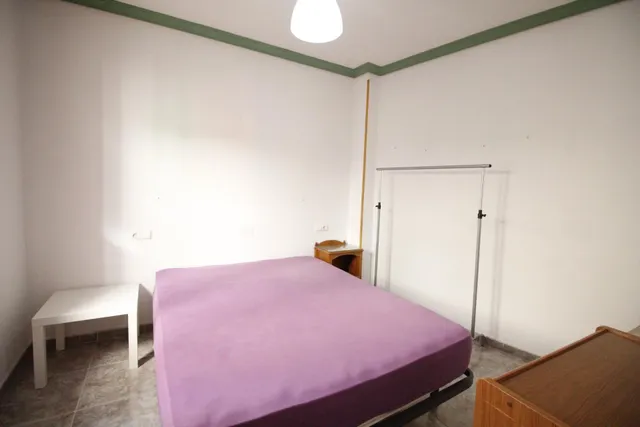 EXCELENTE CASA EN EL CENTRO DE BAZA!!!! — 14