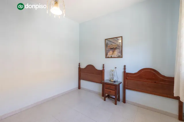 Edificio con gran potencial de inversión en La Zubia — 15