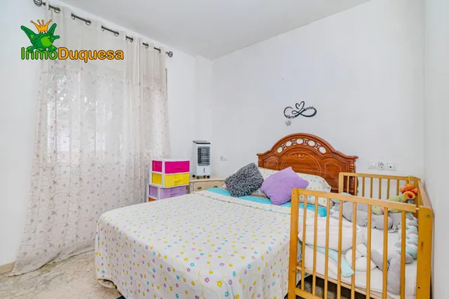 Piso de 3 Dorm. con 2 baños + APARCAMIENTO y TRASTERO — 14