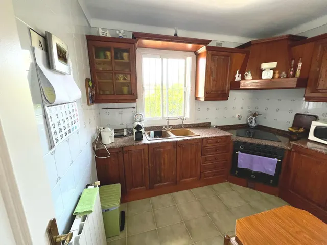 ADOSADO DE 3 habitaciones CON PARKING Y GRAN PISCINA COMUNITARIA CON JARDINES. — 11