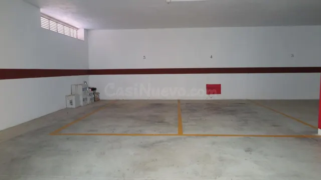 Garaje 24m² en venta - Zona Poble - foto 4