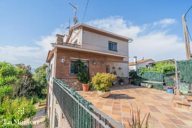 Chalet 5 habitaciones 184m² en venta - Sant josep 1