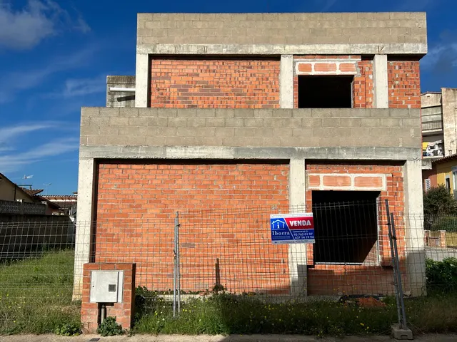 PARCELA CON ESTRUCTURA + PROYECTO BASICO y VISADO de OBRA — 11