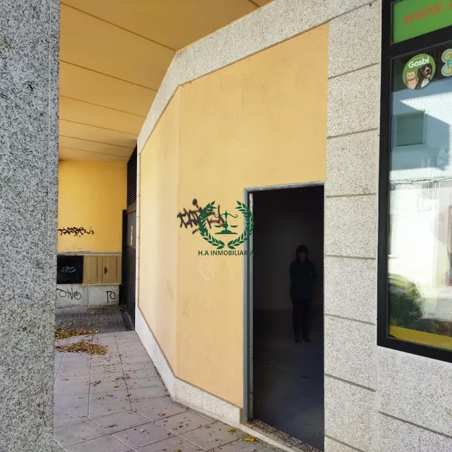 LOCAL EN VENTA EN BUSTARVIEJO   PVP. 33.400€, HAZNOS TU OFERTA !! — 23