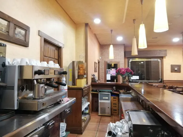 Local comercial 139m² en venta - Trobajo del camino — 6