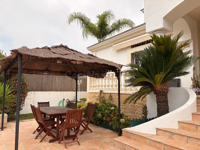 Villa en Nuevo Portil - foto 3