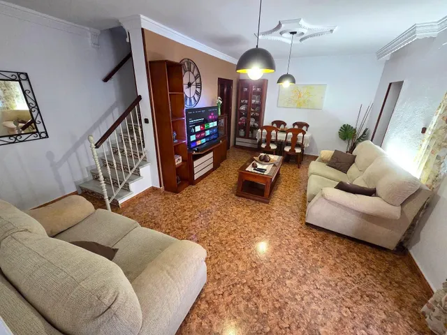 GRAN VIVIENDA CON GARAJE EN CHICLANA DE LA FRONTERA SITUADA EN LA ZONA DEL PILAR — 11