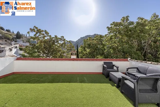 Casa reformada en el Camino del Sacromonte — 27