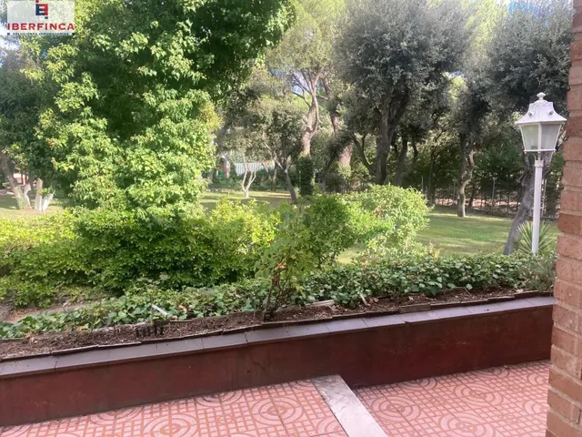 URBANIZACIÓN EL MONTICO — 5
