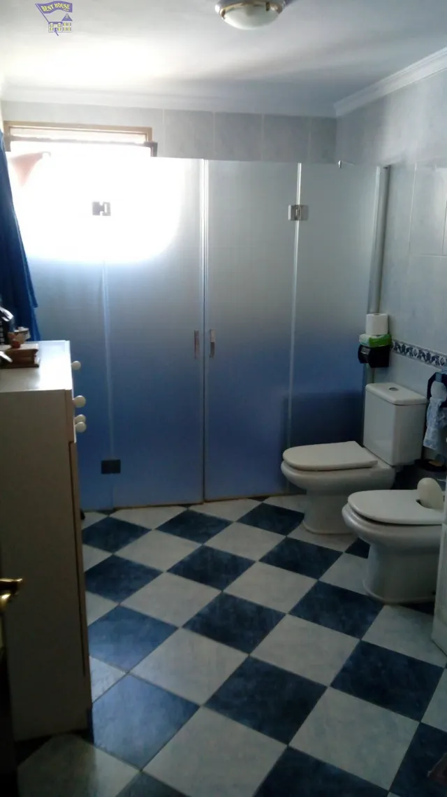 VENTA CASA EN ZONA CERCANA AL CENTRO — 16