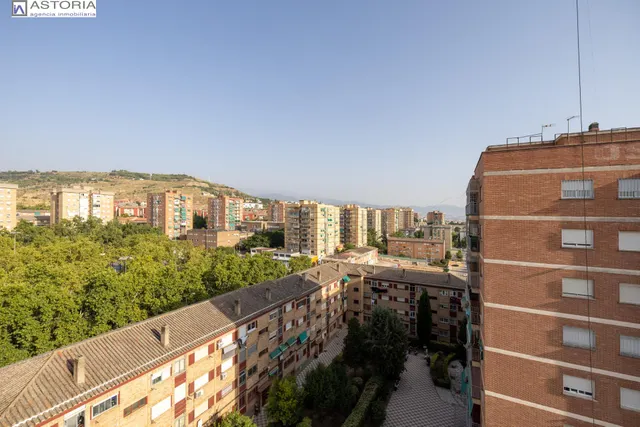 Precioso piso en Luz Casanova de Granada — 37