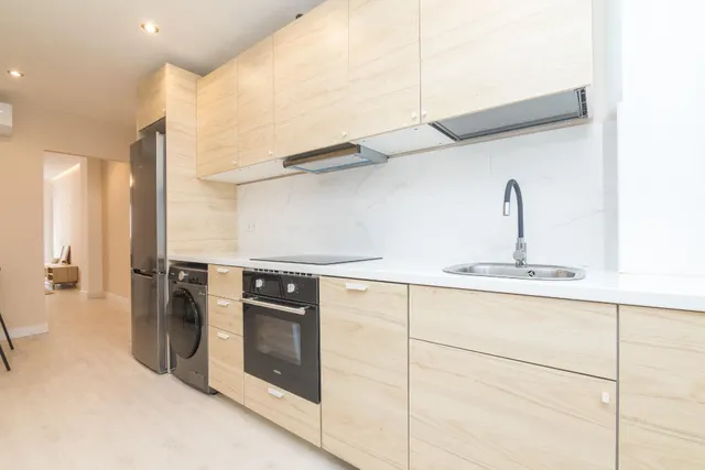 VIVIENDA RECIÉN REFORMADA EN VENTA CALLE CORREDORA · ELCHE — 13