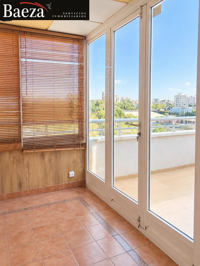 MAGNÍFICO ÁTICO CON GRAN TERRAZA EN PLANTA + GARAJE — 7