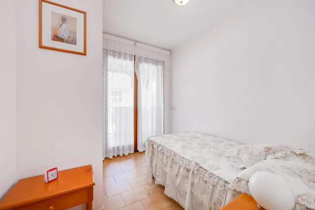 Bungalow de 3 dormitorios con piscina comunitaria en la playa de Los Locos — 20