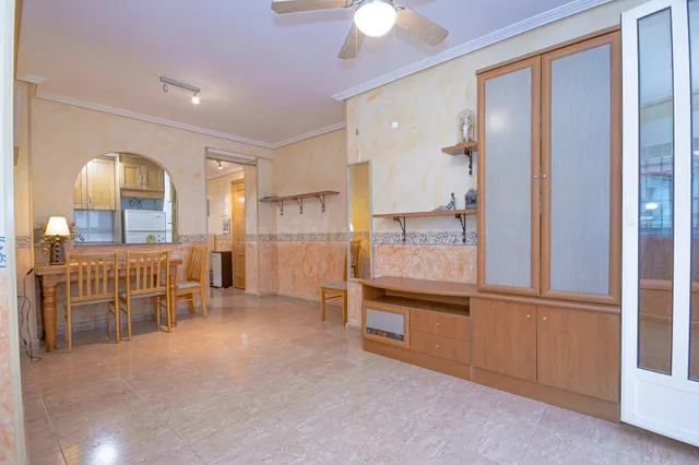 SE ALQUILA APARTAMENTO DE 1 DORMITORIO Y 1 BAÑO EN TORREVIEJA ( PLAYA DEL CURA ) — 3