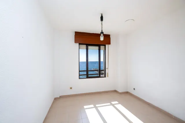 !! IMPRESIONANTE VIVIENDA EN PRIMERA LINEA DE PLAYA !! — 25