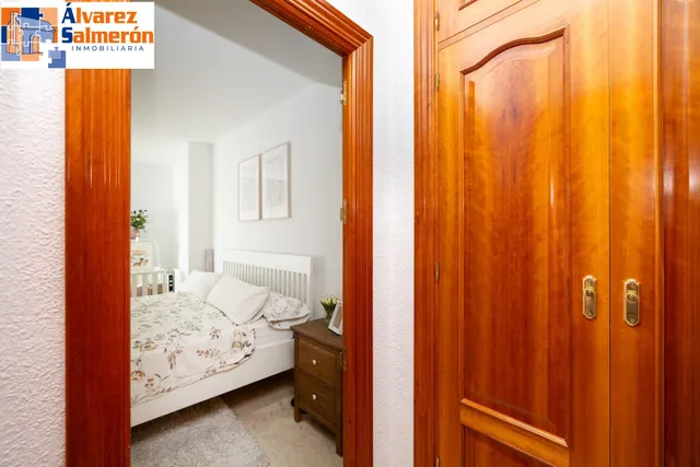 Piso y cochera en venta junto Acera de Darro. — 21