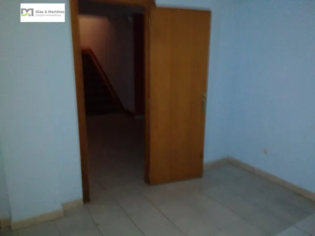 LOCAL ACONDICIONADO DE 2 PLANTAS EN LANCIA — 14