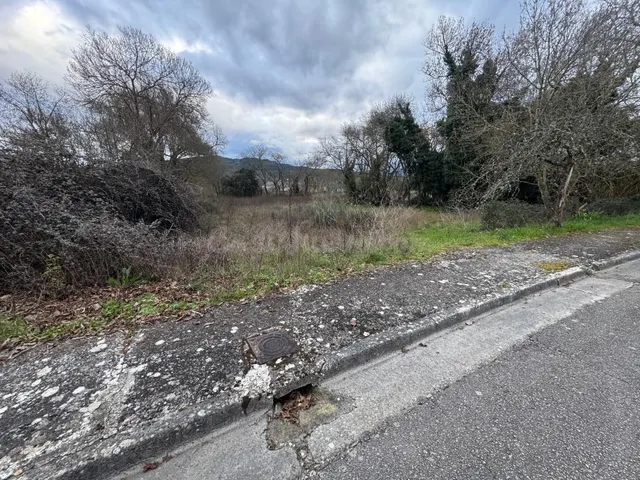 SE VENDE SOLAR DE 1700M2 EN CABAÑAS DE LA DORMILLA - foto 3