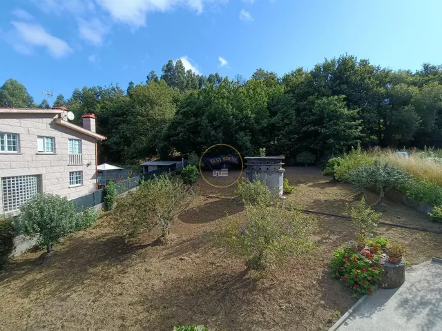 Casa en Cabral de 5 dormitorios con amplia parcela de unos 5.000 m2 — 44