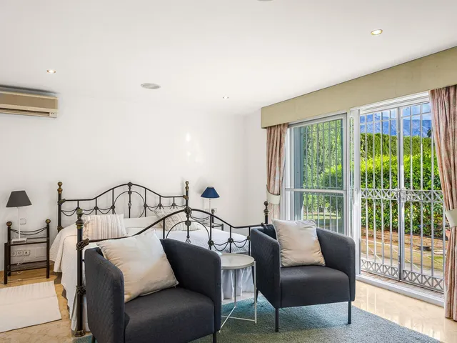 Chalet 7 habitaciones 660m² en venta - Marbella — 48