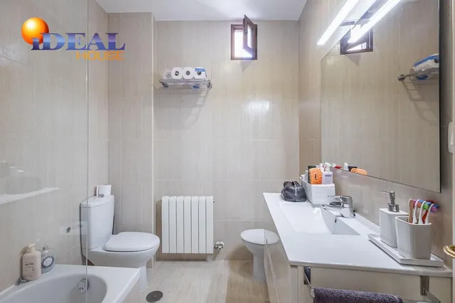 Exclusivo Piso Dúplex en el Corazón de Granada — 29