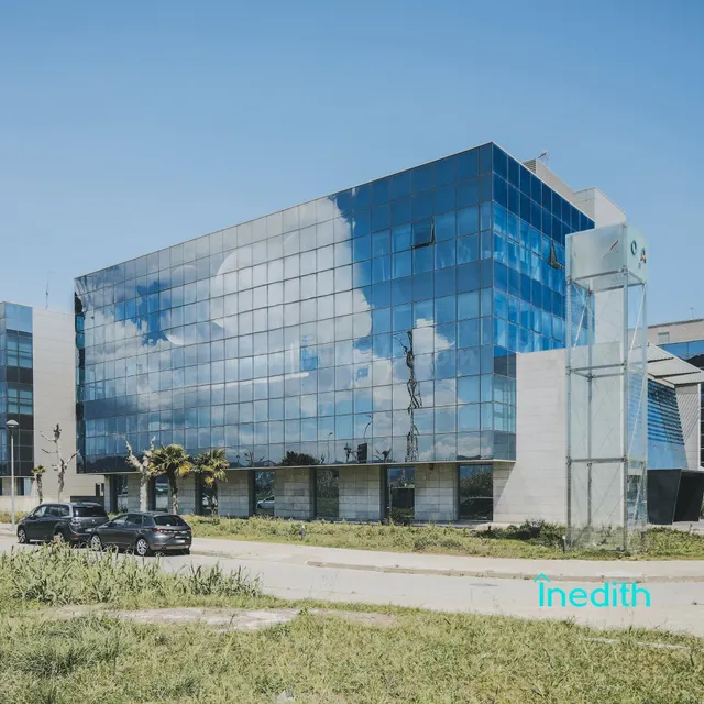 OFICINAS diáfanas o con despachos, 500 m2 cada una a 10 minu - foto 2