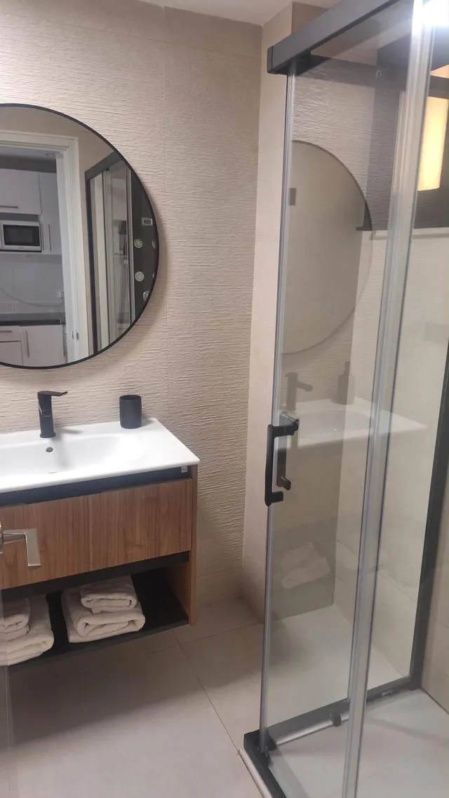 Estudio reformado con licencia turistica en Gamonal, Benalmadena — 10