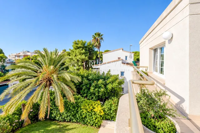Ático dúplex en 2ª línea de mar en el vinyet, Sitges — 25