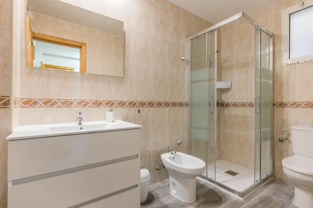 Alquiler de habitación en el centro de Murcia, junto al hospital Reina Sofia. — 15