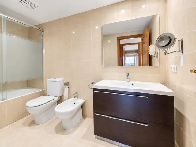 Ático con azotea privada en zona puerto — 17