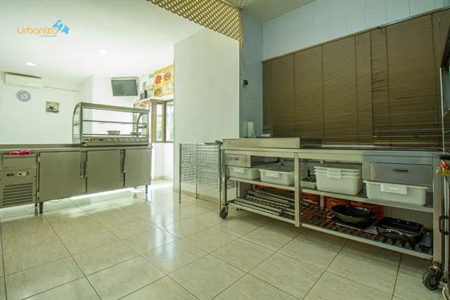 LOCAL COMERCIAL EN VALDEPASILLAS BADAJOZ — 12