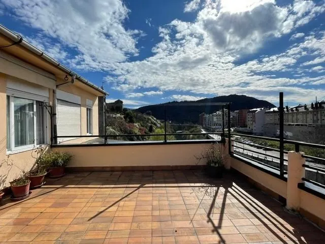 VENTA PISO CON TERRAZA EN PONFERRADA — 23