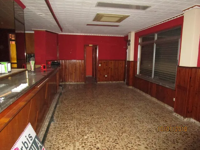 Urbis te ofrece un local comercial en la zona de la Estación - foto 4