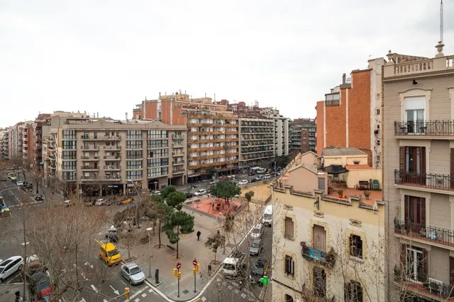 Piso reforamdo y amueblado — 17