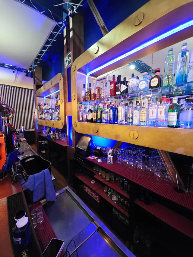 Traspaso de Bar de Copas en el Soho de Málaga — 16