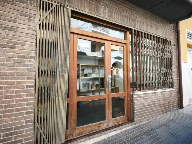 LOCAL COMERCIAL TOTALMENTE ACONDICIONADO