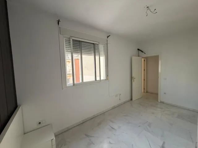 PISO DE 3 DORMITORIOS CON TERRAZA Y AZOTEA EN CORIA DEL RÍO — 9