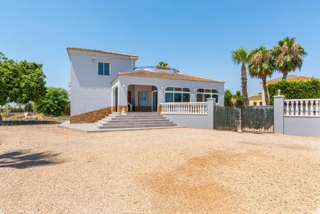 BONITA FINCA RUSTICA EN CATRAL:4 HAB, 4 BAÑOS — 27