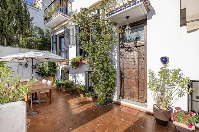 CASA SINGULAR EN ALBAICÍN JUNTO A PUERTA DE ELVIRA — 7