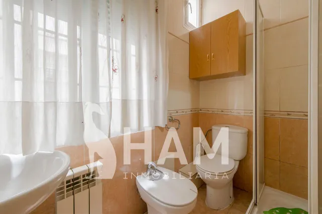 Piso 6 habitaciones 151m² en venta - San Nicasio — 30